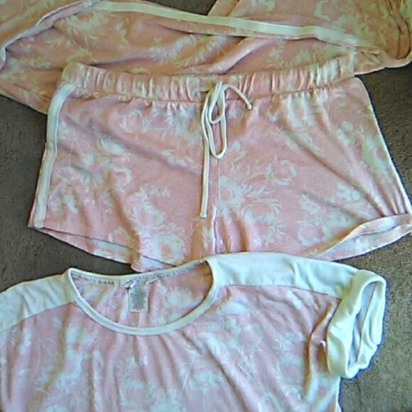 Lucky Brand Super Soft FOUR PIECE Set - Picture 4 of 9